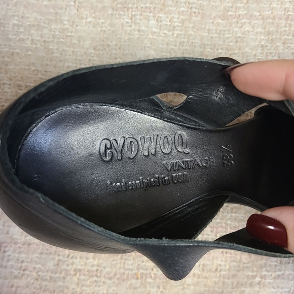 Cydwoq shoes - Picture 6 of 6